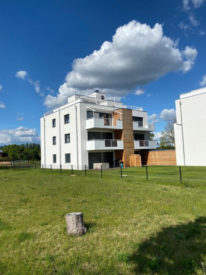 Modernes Apartment Am Hafen Mit Seeblick Grossraeschen Zewnętrze zdjęcie