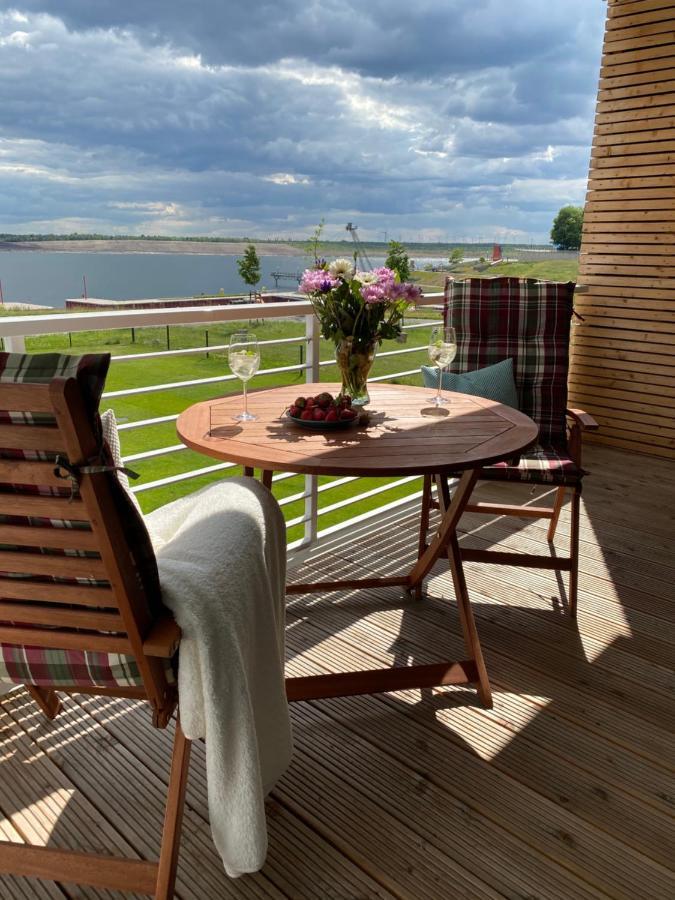 Modernes Apartment Am Hafen Mit Seeblick Grossraeschen Zewnętrze zdjęcie
