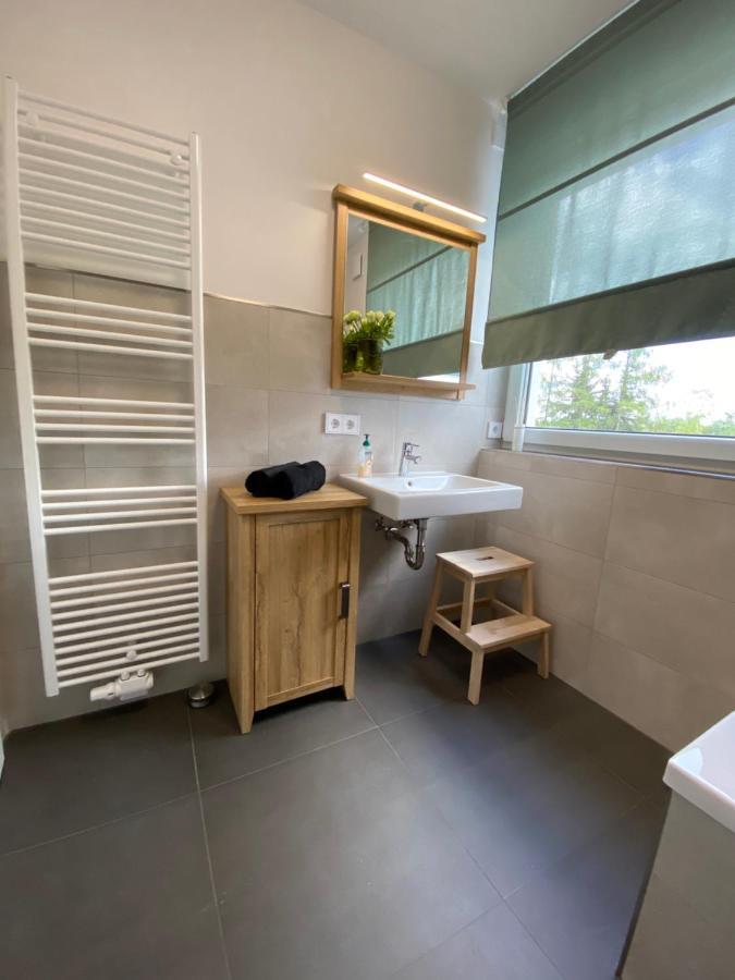 Modernes Apartment Am Hafen Mit Seeblick Grossraeschen Zewnętrze zdjęcie